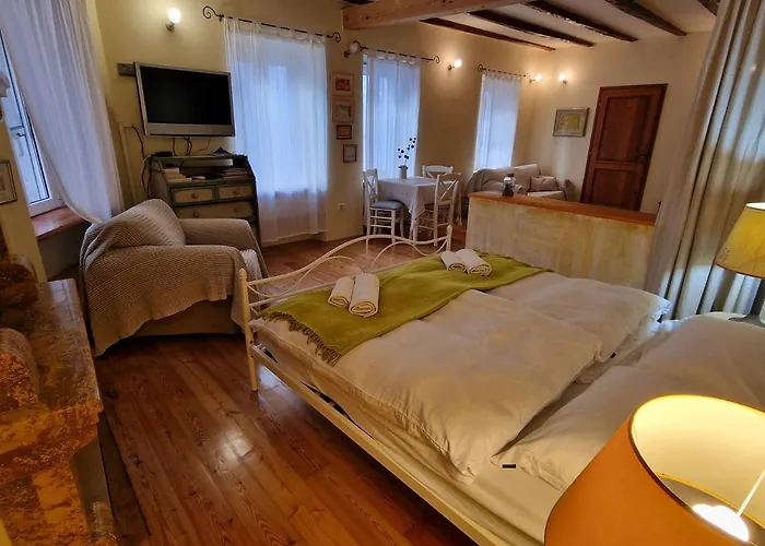 Artistico דירה *